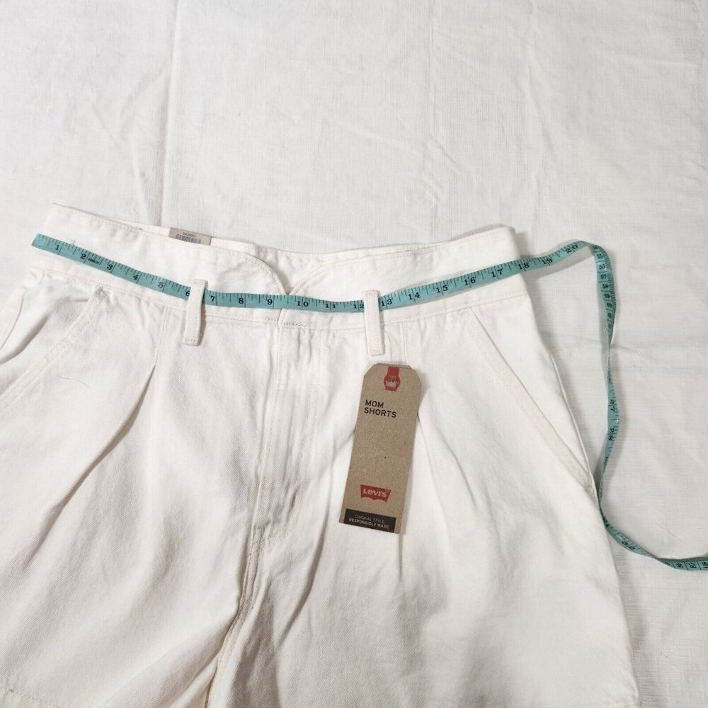 Womens Levi’s Mom Cotton Shorts Size 32 White High Rise A-Line Relaxed (CJ8) - Picture 7 of 12